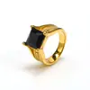 Anillo de acero de titanio chapado en oro de 18 quilates estilo INS europeo y americano, anillo de circón de temperamento de moda de lujo para mujer, venta directa de fábrica