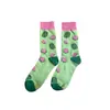 Calcetines de explosiones calcetines para mujer arte de frutas calcetines de algodón tendencia ins cuatro estaciones cálidos transpirables calcetines de tubo para mujer fabricantes al por mayor