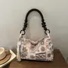 Bolsa Tote Nova Estilo Chinês Verão 2026 para Mulheres, Fashion com Franjas, Toque de Luxo, Versátil para o Dia a Dia, Bolsa Feminina no Atacado