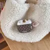 Estuche Protector para Auriculares AirPods 4ª Generación con Diseño de Oso Rosa de Color Café Adecuado para Estuche de Auriculares Airpodpro 3ª Generación Pro2