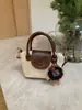 Bolsa Pequena Retro Color-blocking Feminina 2026 Outono/Inverno Nova Bolsa de Mão High-end Simples Versátil para o Dia a Dia Moda Bolsa Transversal