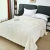 Manta de Franela Jacquard, Manta de Franela Jacquard Tridimensional, Engrosada y de Alto Peso, Adecuada para Todas las Estaciones, Manta para Cubrir el Sofá