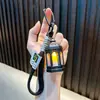 Llavero de Lámpara de Viento Mini Retro Llavero de Luz de Vela Electrónica Luz Ambiental Decorativa Colgante Pequeño para Bolsa de Regalo