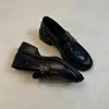 Mocasines para Mujer, Estilo Británico Retro, Punta Redonda, Remaches, Plisados, Sin Cordones, Tacón Grueso, Zapatos de Piel Negros