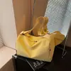 Bolsa de fitness para mulheres, com compartimentos separados para itens molhados e secos, grande capacidade para viagens curtas, adequada para natação, treinos, esportes e yoga, e pode ser usada como bolsa transversal