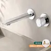 Projeto de hotel transfronteiriço: torneiras de parede embutidas, pré-instaladas na parede, com saídas de água fria e quente, e integradas à cuba de lavatório de parede