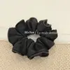 Novo Elástico de Cabelo Listrado de Tricô com Acabamento em Couro para Outono e Inverno, Corda de Cabelo Flor de Pão Retro de Alta Qualidade, Grampo de Cabelo Elegante