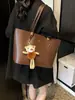 Bolsa Tote Casual de Gran Capacidad para Mujer 2026 Invierno Nuevo Estilo Versátil de Moda de Gama Alta para Hombro o Axila