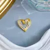[Oro Real de Cobre] Giro Amor Personalidad Comercio Exterior Transfronterizo DIY Joyería Hecha a Mano Cobre Circonio Microincrustado Accesorios Colgantes