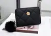 2025 Nueva Cartera de Doble Capa Moda Cartera con Bola de Pelo Simple Tarjetero Bolsa Transfronteriza de Comercio Exterior Venta al por Mayor Dropshipping