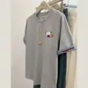 Cardigã com Design Moderno com Patchwork Bordado Estampado Camiseta de Manga Curta Solta Plus Size 300 Top de Gola Redonda para Meninas Plus Size