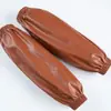 Las mangas de cuero son impermeables y resistentes al aceite, adecuadas tanto para hombres como para mujeres en la cocina.. Las mangas de PU son extendidas y engrosadas, resistentes al desgaste y están diseñadas para uso en adultos.