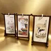 Ornamento de Mesa Cultural e Criativo Estilo Chinês Cidade Proibida Presentes Publicitários de Madeira Calendário do Ano do Cavalo Calendário de Mesa Personalizado de Ferro e Madeira Sólida