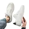 Tênis Branco para Homens, Respirável para o Verão, Sapatos Casuais Versáteis para Adolescentes, Tênis Esportivo Branco Puro para Estudantes, Marca Durável e Moderna