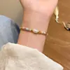 Pulsera Floral de Verano Fresca y Dulce al por Mayor, Estilo Pastoral, Pulsera de Vid de Flor de Perla Transparente y Versátil con Piedras para Mujer