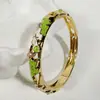 Yongge Jewelry Pulsera de Esmalte Transfronteriza Europea y Americana para Mujer Moderna Colorida Geométrica Rayada de Puntos Filigrana con Borde Dorado Accesorio de Mano