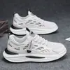 Zapatos de Verano para Hombre Nuevos Zapatos de Malla Transpirable Zapatos Deportivos Versátiles de Moda para Hombre Zapatillas Casuales Zapatos de Papá