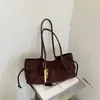 Bolso de Mano Nuevo para Mujer Otoño 2026 Bolso Tote de Alta Gama para Viajes Diarios con Gran Capacidad y Correa para el Hombro