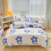 Conjunto de cuatro piezas de cachemira para planta, estilo nórdico, juego de tres piezas de sábana cepillada agradable al tacto, juego de ropa de cama, funda de edredón para dormitorio de estudiante