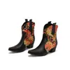 Botas de Couro Femininas Europeias e Americanas Outono e Inverno Tamanho 35-48, Botas Curtas de Salto Alto Bico Fino, Botas Femininas de Tamanho Extra Grande Transfronteiriças, Botas de Cano Baixo