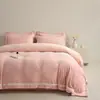 Juego de Ropa de Cama de Terciopelo de Leche de Lujo Ligero 2026 Nuevo Terciopelo Coral Espesado Hojuela Acolchada Funda de Edredón Ropa de Cama