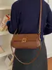 Bolso de axila de alta gama para mujer, nueva colección invierno 2026, de nicho y a la moda, bolso cuadrado pequeño versátil, adecuado para el trabajo y los desplazamientos, bolso de hombro