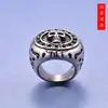 Anillo de acero de titanio para hombre con calavera hip-hop directo transfronterizo Joyería punk hip-hop europea y americana al por mayor de fábrica en vivo se puede configurar