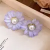Brincos de Flor de Tecido Agulha de Prata com Pérolas, Estilo Vintage, Brincos Criativos Únicos de Doces, Brincos Frescos e Simples para Mulheres Atacado