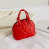 Bolsa Infantil Estilo Coreano 2025 Outono e Inverno Nova Bolsa de Ombro Bolsa Mini Shell Acolchoada Fofa Bolsa Acessórios Diagonal da Moda