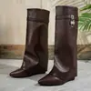 Botines Elegantes de Moda Estilo Francés Europeos y Americanos Hasta la Rodilla para Mujer, Novedad 2026 Versátiles con Punta y Hebilla