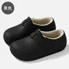 Pantuflas de Algodón Cálidas Antideslizantes para Mujer 2026 Nuevo Estilo Uso en Interiores en Casa Talón Cerrado Impermeables En Stock Venta al por Mayor Pantuflas de Algodón para Hombre Invierno
