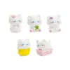 Paisagem em miniatura, fofa figura de gatinho usando uma flor, perfeita para primavera, jardinagem, paisagismo, decorações DIY, enfeites para pendurar e pequenas peças decorativas