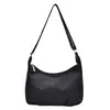 Bolsa Feminina Estilo Coreano Nova Impermeável de Nylon com Alça de Ombro Moda Casual Grande Capacidade Bolsa Transversal Feminina Atacado de Fábrica