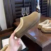 Zapatos de invierno Birkenstock 2026, forrados de felpa, suaves, gruesos y cálidos, adecuados para usar al aire libre en el noreste de China, estilo slip-on, zapatos de algodón con forma de patata pequeña