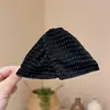 2025 Estilo Coreano Novo Adorno de Cabeça Ponto de Bolinha Clipe Triângulo Parte de Trás da Cabeça Presilha de Cabelo High-End Exquisite Presilha de Cabelo Acessórios de Cabelo