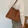 Bolso de Hombro de Gamuza de Moda Sencillo 2026 para Mujer, Bolso Cubo de Terciopelo de Mano, Gran Capacidad, Estilo Exquisito para el Trabajo, Nueva Colección de Otoño para el Uso Diario