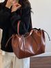 Bolsa de Axila Retrô de Nicho para Mulheres 2025 Nova Tendência Bolsa Tote Coreana Simples de Grande Capacidade Bolsa para o Dia a Dia