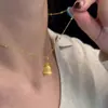 2026 Collar Llamativo de Lujo con Borlas Cadena de Clavícula Hueca de Oro de Alto Valor Colección de Collares Elegantes de Gama Alta