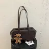 Bolsa transversal de alta qualidade sob o braço feminina novo estilo Outono/Inverno 2026 moderna versátil para o dia a dia grande capacidade bolsa de ombro único