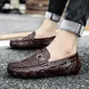 Zapatos de Hombre 2025 Nueva Tendencia de Moda Mocasines de Pulpo Slip-On Planos de Caña Baja Zapatos Casuales
