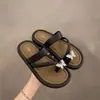 Novas Pantufas Femininas Slip-On Borboleta, Adequadas para Uso Externo, Sapatos da Moda de Alta Qualidade, Versáteis Sapatos Femininos Planos para Praia Antiderrapantes Abertos na Ponta para o Verão