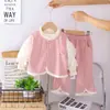 Ropa Infantil Conjunto Primavera y Otoño Estilo Coreano Moda de Primavera Chaleco Elegante para Niña Estilo Pequeño Chanel Conjunto de Tres Piezas Atuendo de Moda para Bebé