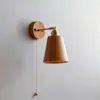 Lámpara de Pared con Brazo Oscilante Color Nogal Macizo Estilo Wabi-Sabi Japonés para Sala de Estar, Dormitorio, Estudio, Pasillo, Lámpara Decorativa Estilo Nórdico