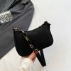 Bolso de Hombro Simple Bolso de Moda para Mujer Nuevo Bolso de Axila Popular Moda para Mujer Fresco Combinable Bolso Pequeño Este Año Negro