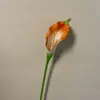 Flores artificiales en tonos amarillos en combinación con amarillo limón y amarillo naranja para bodas al aire libre, decoración del hogar y salones de bodas. Venta al por mayor de flores de seda artificial