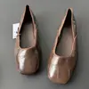 Otoño 2026 Nuevos Mocasines Planos de Punta Cuadrada Uso Diario Modernos Versátiles de Corte Bajo Zapatos de Mujer Comercio Exterior Al por Mayor