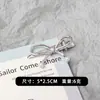 Pinza Metálica de Perlas con Lazo Estilo Coreano de Gama Alta Clip para Flequillo Lateral Pinza Elegante Adorno para el Cabello para Mujeres 2024