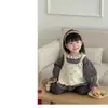 Ropa para Bebés Niñas, Conjunto de Moda Estilo Coreano Floral, Nuevo Conjunto de Tres Piezas Estilo Primavera y Otoño para Bebés y Niños Pequeños
