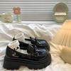 Zapatos de cuero de suela gruesa estilo JK universitario japonés de tacón alto sin cordones Lefu Zapatos de una sola capa Estilo británico Invierno 2024 Nuevo para mujer