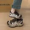 Tênis de corrida outdoor estilo coreano para o outono, com sola grossa, blocos de cor, 2026, tênis "dad shoes" para mulheres, novo design moderno com cadarço